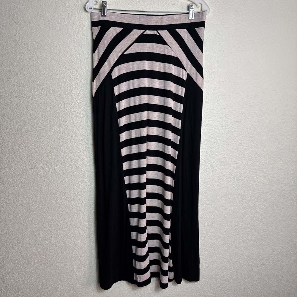LAPIS XL Maxi Skirt Women Black Tan Striped High Waist Stretch Knit Long Chevron